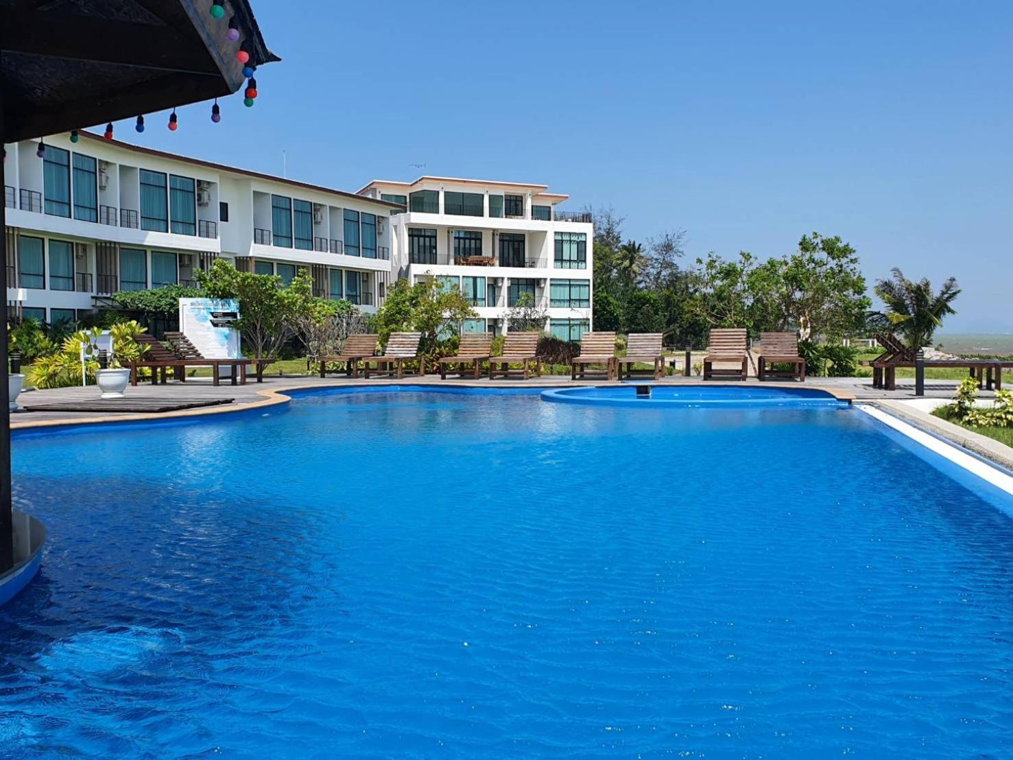 The Beach Resort & Residence - Sha Plus Pathiu Dış mekan fotoğraf